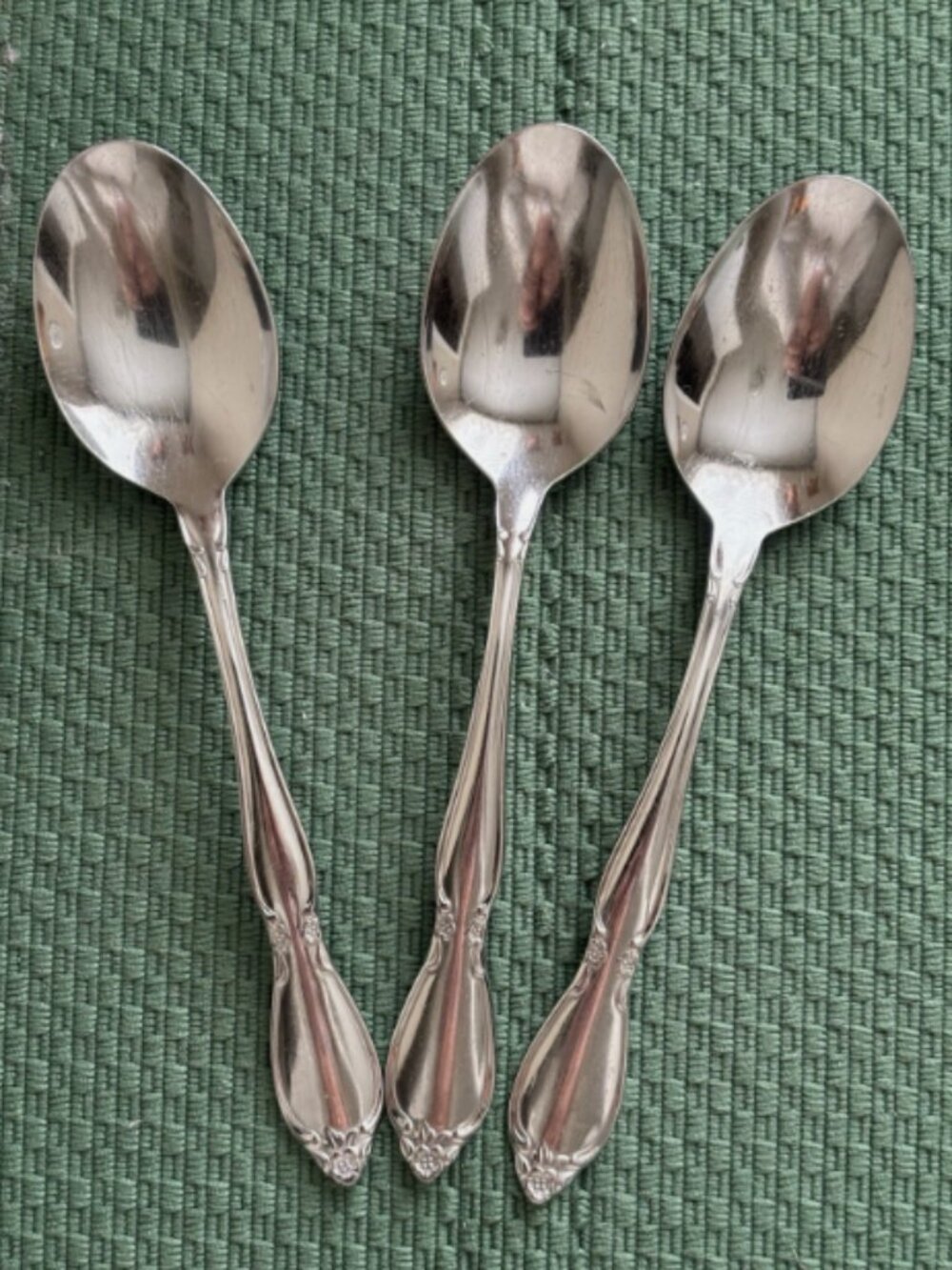 3 Oneida Community CHATELAINE Soup Spoons Stainless Steel Flatware 7"